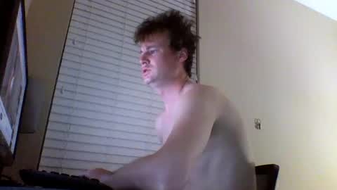 cooldude122222 online show from March 6, 2025, 10:41 am