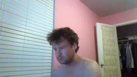 cooldude122222 online show from October 14, 2025, 12:17 pm