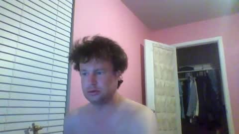 cooldude122222 online show from November 9, 2025, 12:03 pm