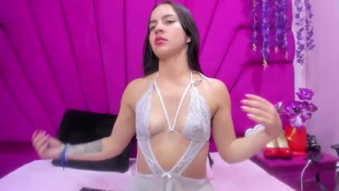 CooperEmma  online show from October 23, 2025, 2:44 am