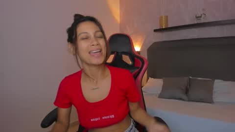  CORA  online show from December 16, 2025, 12:54 pm