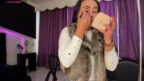 Coral  online show from April 17, 2026, 12:19 pm