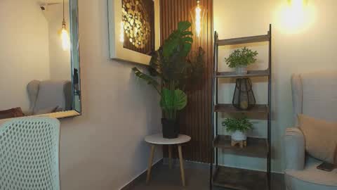 Coral online show from September 25, 2025, 11:25 am