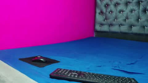 Coral online show from May 26, 2026, 1:29 pm