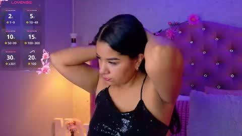 Snapshot of coralvega chatting on July 1, 2026, 12:07 pm coralvega online show from July 1, 2026, 12:07 pm