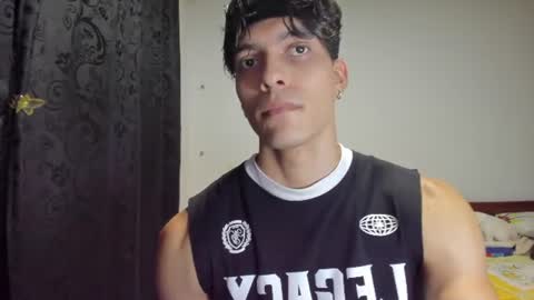 Snapshot of corey_vale chatting on July 19, 2026, 11:41 pm corey_vale online show from July 19, 2026, 11:41 pm