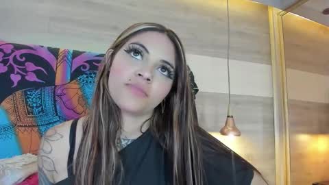 Snapshot of cori_paige chatting on May 6, 2026, 4:52 am Cori online show from May 6, 2026, 4:52 am