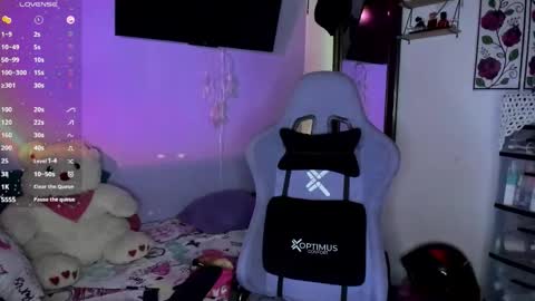 corina online show from October 21, 2025, 2:12 am