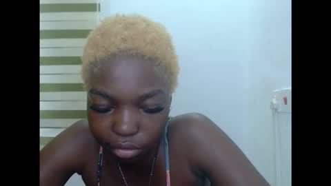 cornxcuntx online show from December 2, 2025, 9:54 pm