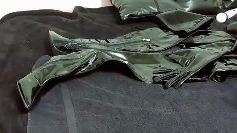 corsetnboots online show from December 9, 2024, 9:06 am