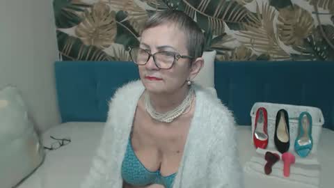 corssika online show from February 13, 2026, 6:15 pm