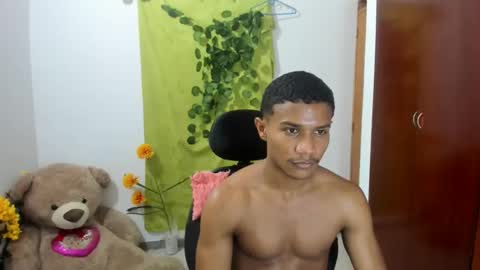 Ethan  online show from January 18, 2025, 11:55 pm