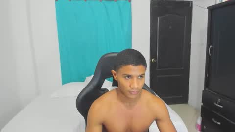 Ethan  online show from October 18, 2025, 12:35 am