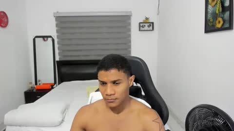 Snapshot of corzoethan chatting on December 14, 2025, 10:47 pm Ethan online show from December 14, 2025, 10:47 pm