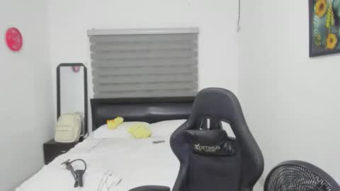 Snapshot of corzoethan chatting on February 27, 2026, 11:16 pm Ethan online show from February 27, 2026, 11:16 pm