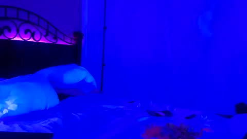 cosdaddy online show from November 24, 2025, 3:28 am