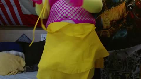 cosmicjones88 online show from April 12, 2026, 11:37 am