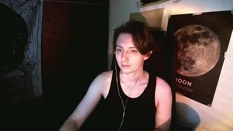 Snapshot of cosmonudes chatting on May 17, 2026, 4:47 pm Barry online show from May 17, 2026, 4:47 pm