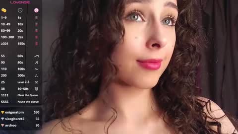 Luna online show from March 12, 2025, 5:17 pm