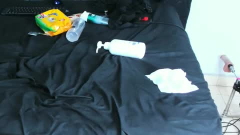 Andrea and Scott online show from February 19, 2025, 12:33 pm