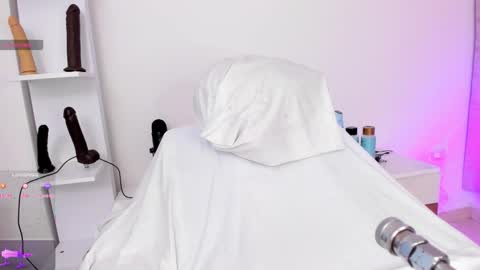 Maria  online show from November 2, 2025, 5:26 pm