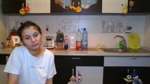 couple_p3rf3ct online show from December 29, 2024, 8:37 pm