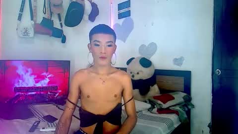 ALEXA  KIM online show from November 12, 2025, 10:20 pm