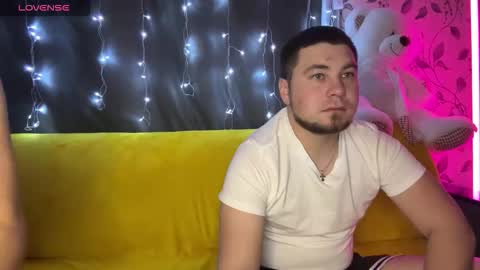 Emily  Ryan online show from November 27, 2025, 8:55 pm