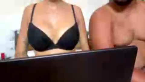 Snapshot of couplemixte25 chatting on July 1, 2026, 11:12 am Couplemixte25 online show from July 1, 2026, 11:12 am