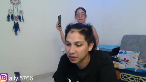 Snapshot of coupleperv666 chatting on May 25, 2026, 9:43 pm COUPLE PERV online show from May 25, 2026, 9:43 pm