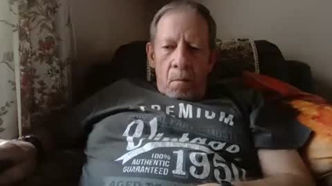 courieral1 online show from September 12, 2025, 9:53 am