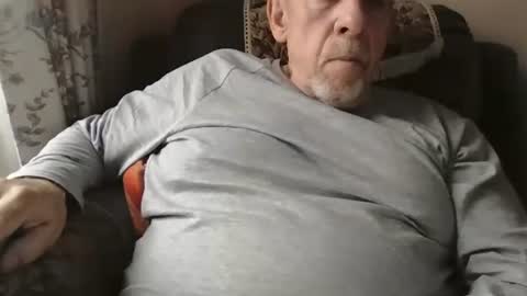 courieral1 online show from September 28, 2025, 9:25 am