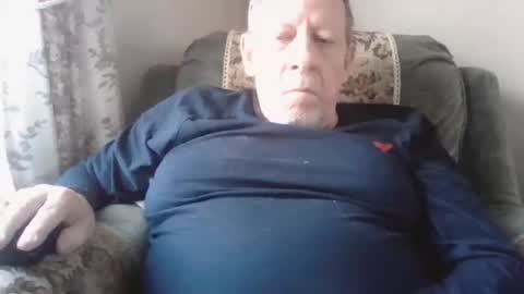 courieral1 online show from January 7, 2026, 11:12 am