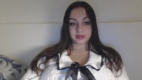 Courtney online show from December 3, 2024, 11:22 am