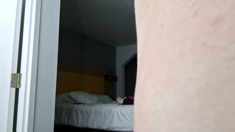 Snapshot of covict6969 chatting on June 10, 2026, 1:39 am covict6969 online show from June 10, 2026, 1:39 am