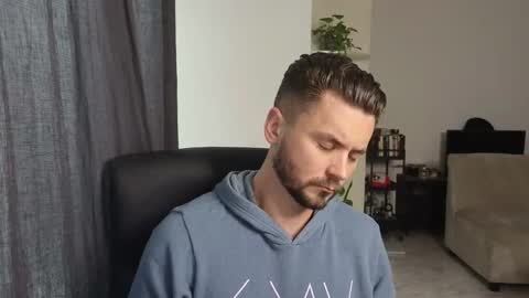 cbl online show from February 18, 2025, 9:42 pm