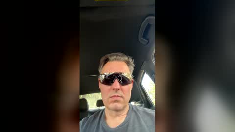 Snapshot of cqeason chatting on March 20, 2026, 5:40 pm crashout360 online show from March 20, 2026, 5:40 pm