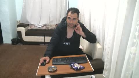 crazy____boy09 online show from October 9, 2025, 3:54 pm