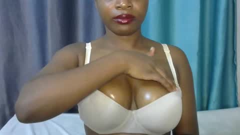 Angela online show from May 16, 2026, 10:36 am
