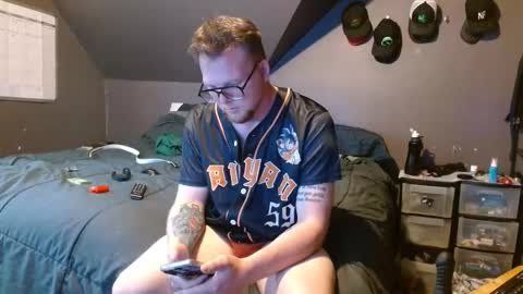 crazy_t23 online show from May 27, 2026, 4:15 pm