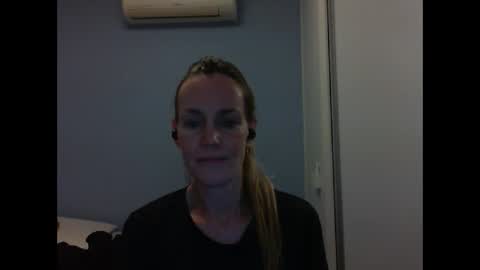 Anny online show from September 11, 2025, 11:05 pm