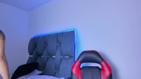 crazybaby_squirt online show from April 23, 2026, 3:52 am