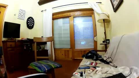 crazyboy44412345 online show from October 31, 2025, 3:35 pm