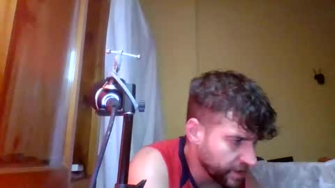 crazyboy44412345 online show from November 12, 2025, 5:08 am