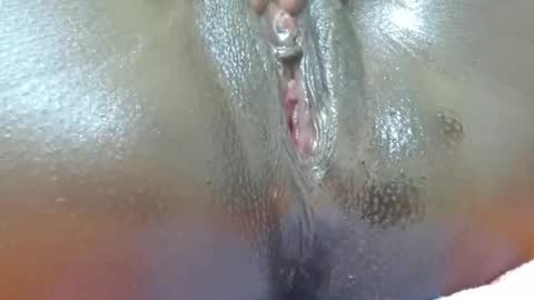 Ebonie online show from June 4, 2026, 4:51 am