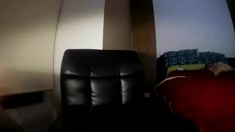 Snapshot of crazylive5 chatting on March 11, 2026, 5:35 am crazylive5 online show from March 11, 2026, 5:35 am