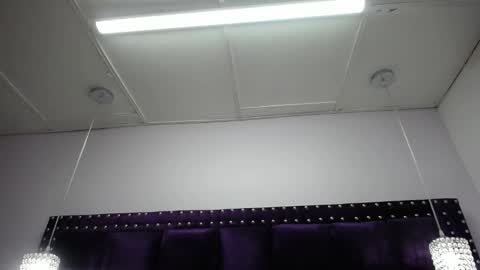 diosalinda online show from January 12, 2025, 3:07 am