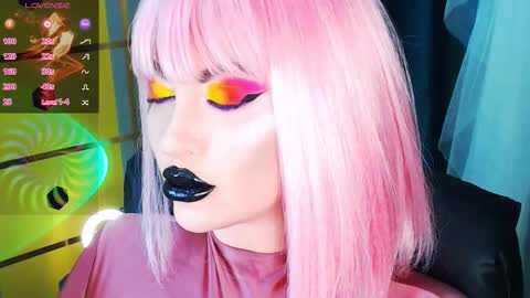 Roxy online show from September 18, 2025, 2:41 pm