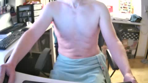 Snapshot of crazystef42 chatting on December 17, 2025, 7:03 am crazystef42 online show from December 17, 2025, 7:03 am