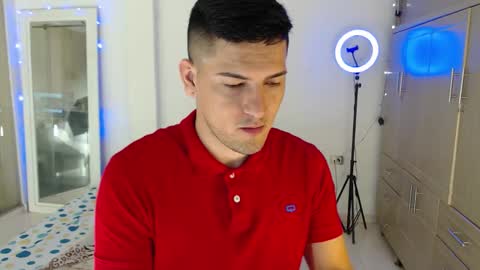 Snapshot of crazyybull chatting on September 15, 2025, 2:33 am Bull online show from September 15, 2025, 2:33 am